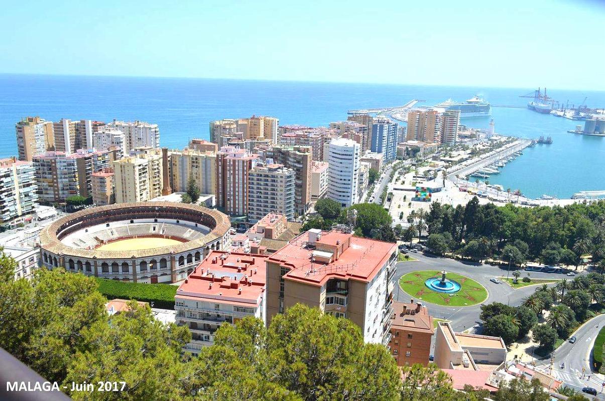 014- Malaga vue du Gibralfaro.JPG